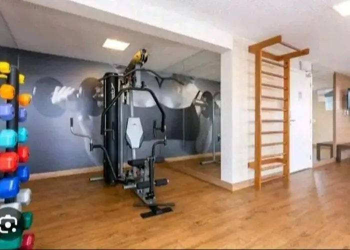 Studio Black House Com Garagem Gratuita, Piscina, Ao Lado Do Metro E 25 De Marco