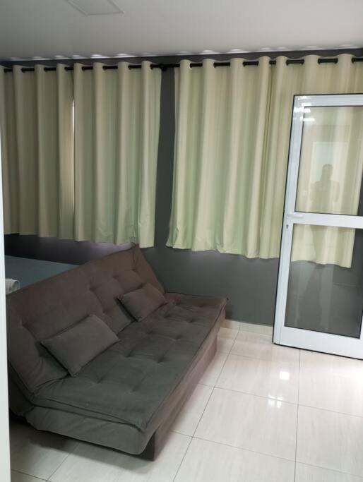 Apartamento Black House Com Garagem Gratuita, Piscina, Ao Lado Do Metro E 25 De Marco *